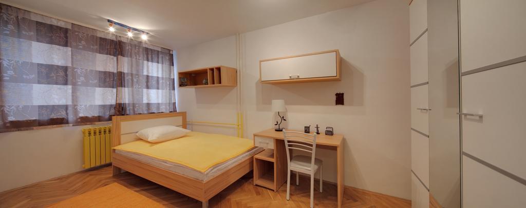 Apartman Ösek Dış mekan fotoğraf