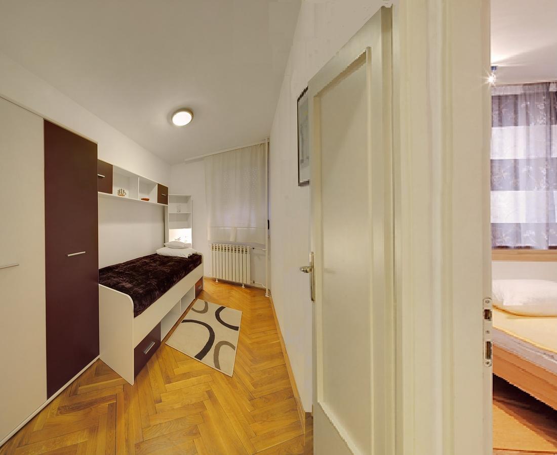 Apartman Ösek Dış mekan fotoğraf