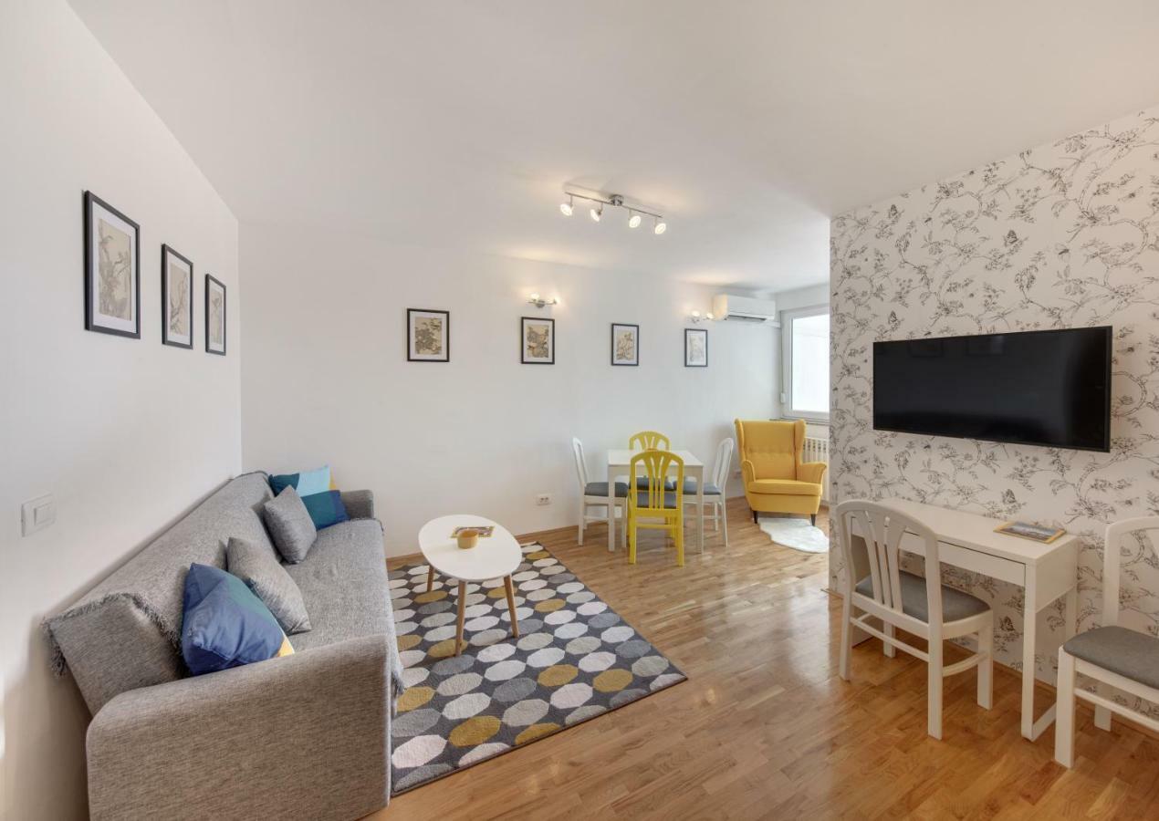Apartman Ösek Dış mekan fotoğraf
